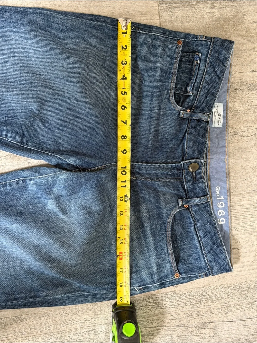 GAP 1969 Sexy Boot 30/10a Medium Tint Cotton Jeans